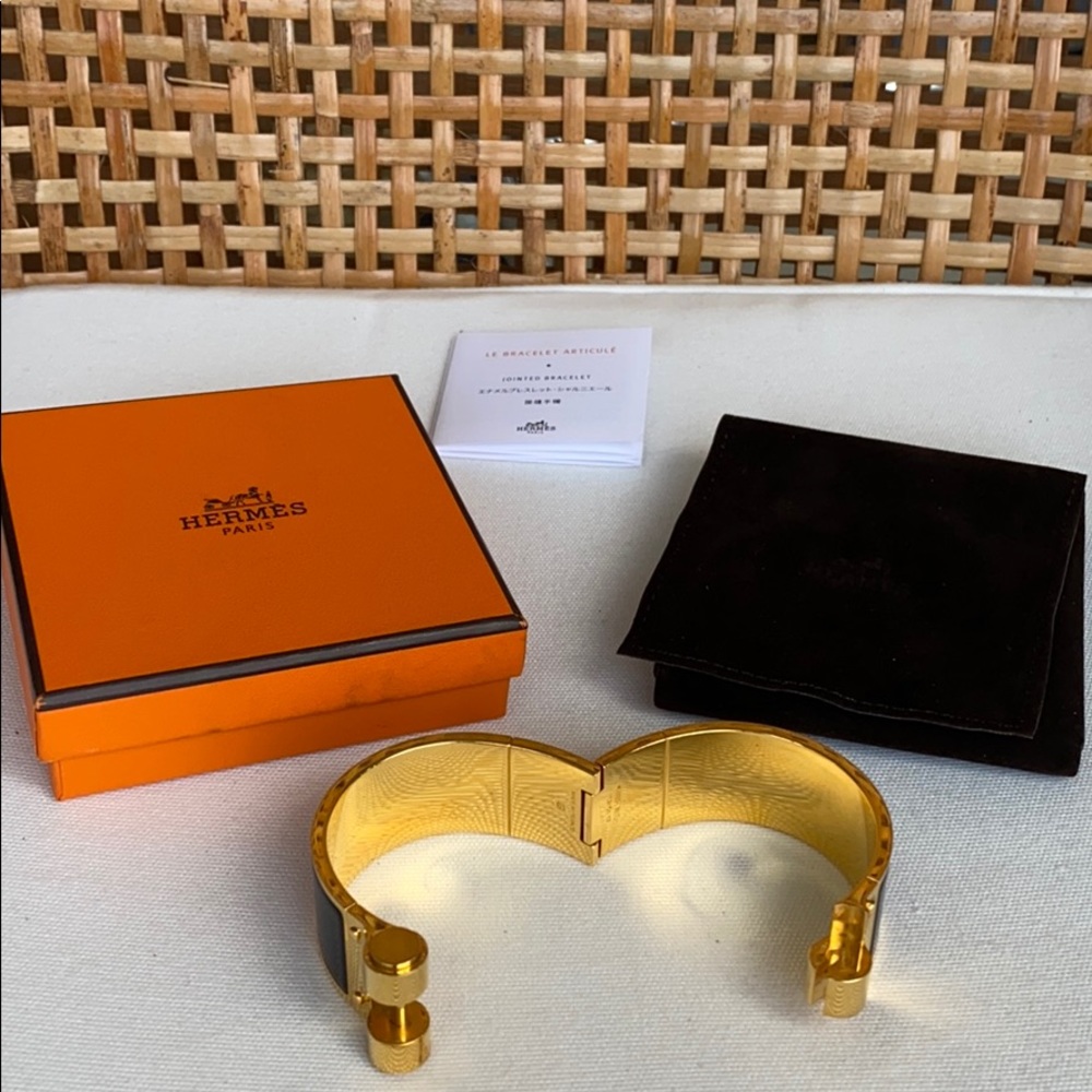 Hermes Enamel Hinged Black & Gold Bracelet - Picture 4 of 4